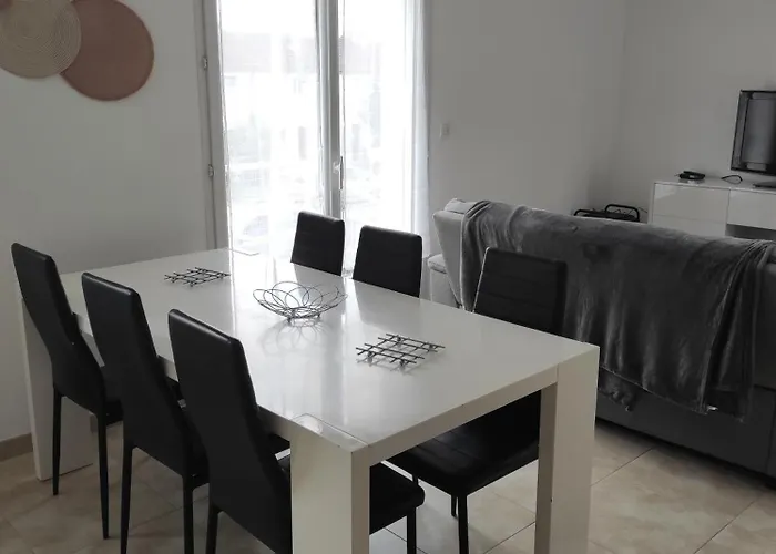 Holiday home Chez Charlette Les Malots